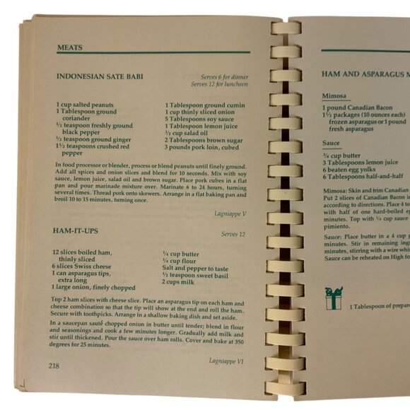 Beaumont Texas Junior League Lagniappe Cookbook First Edition 1982 Spiral Bound - Picture 8 of 11